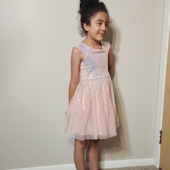 Pink Ballet-Inspired Dance Costume with Sparkling Bodice - Picture 2 of 8